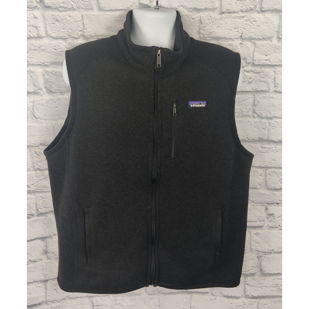 Men’s Full-Zip Patagonia Vest, Size XL (Charcoal Gray)